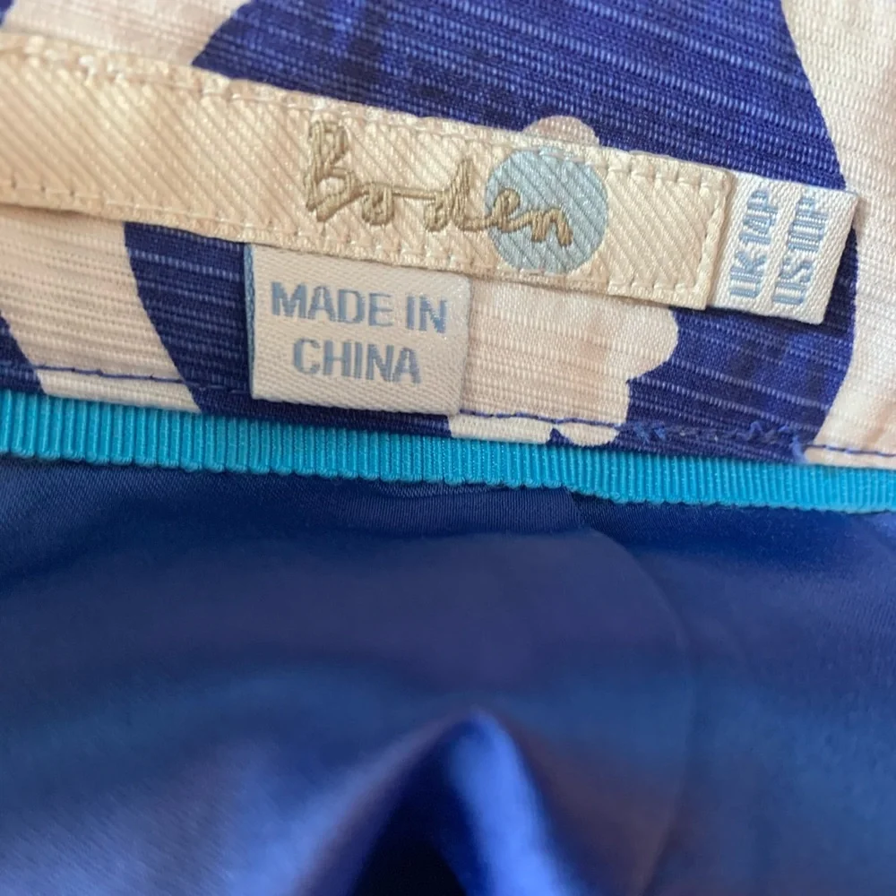 Boden Pencil Skirt Blue White Prints Size 10P‎
